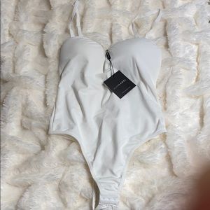Bodyshaper bodysuit